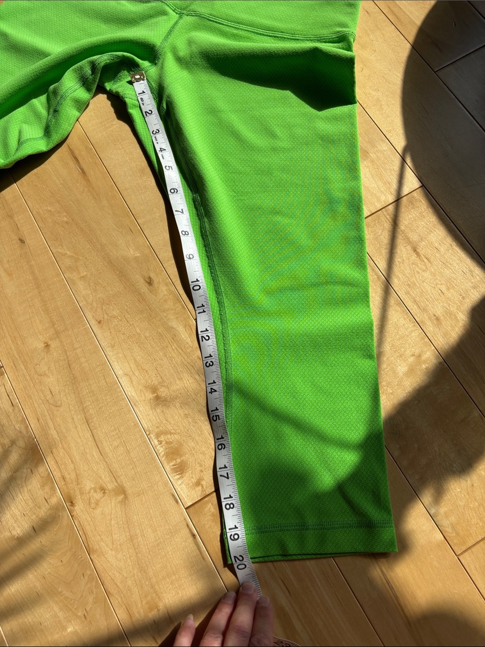 Lululemon capris - Picture 3 of 4